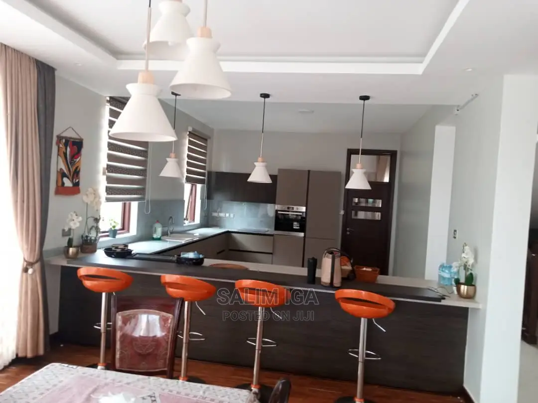 4bdrm Duplex in Kololo Property, Wakiso / Wakiso for Sale in Wakiso / Wakiso