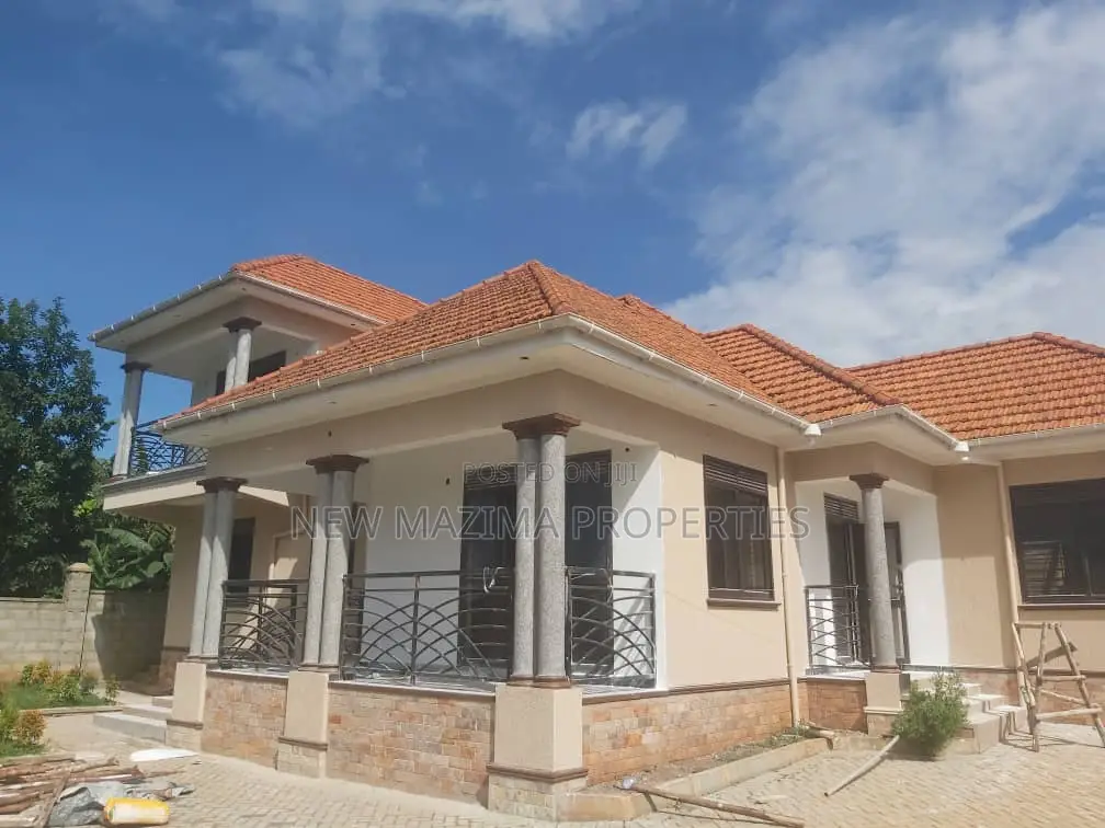 Mini Flat in Kitende Sikiwunga, Division A for sale in Division A