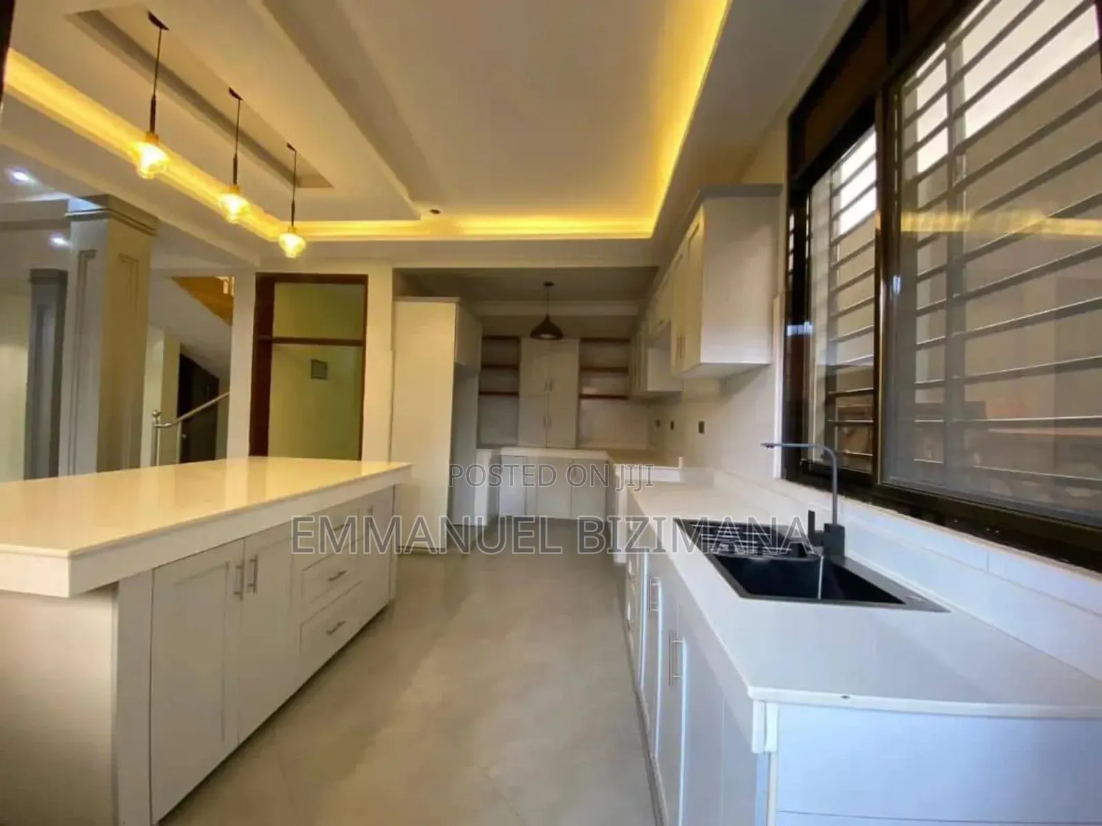 6bdrm Mansion in Wemac Properties, Wakiso / Wakiso for sale in Wakiso / Wakiso