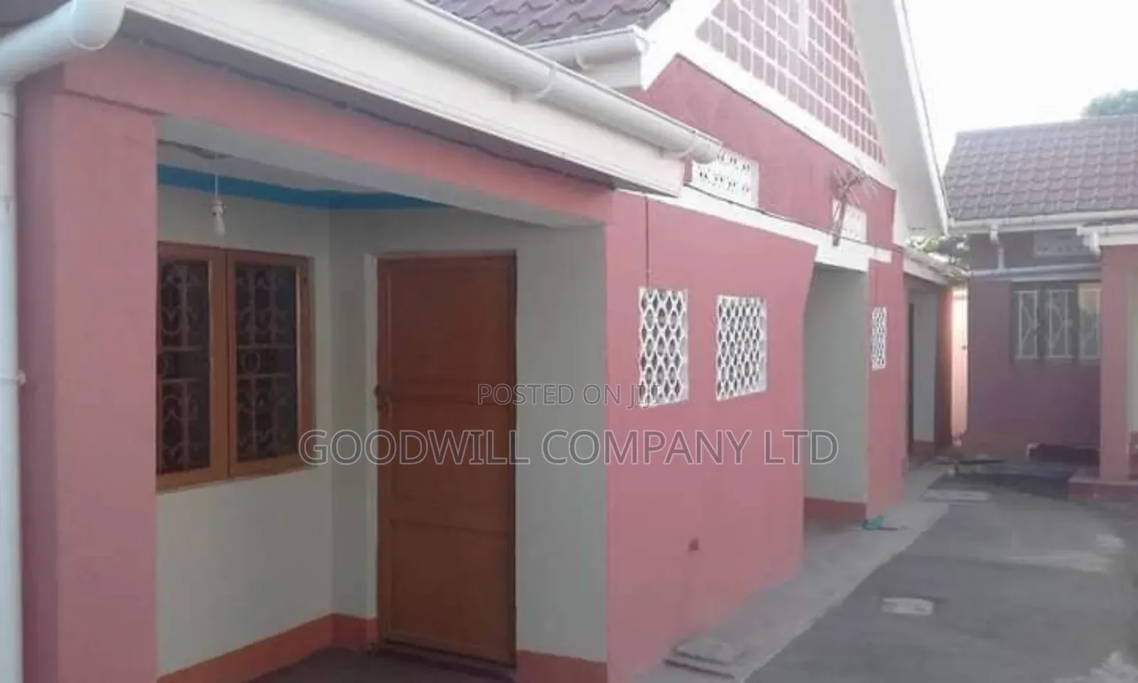 5 Double Rentals Kyengera Touching on Budo Tarmac Road in Central Division
