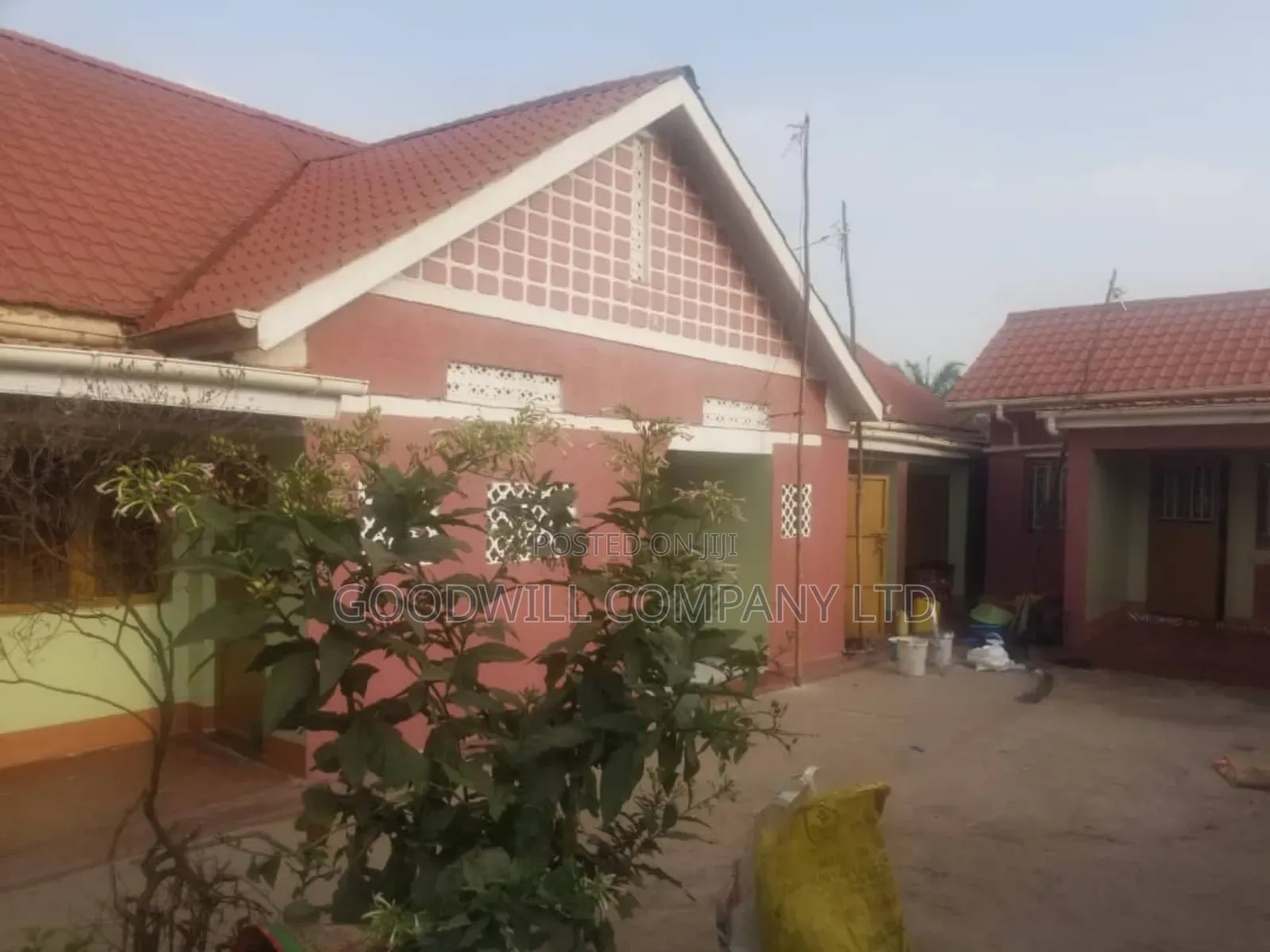 5 Double Rentals Kyengera Touching on Budo Tarmac Road in Central Division