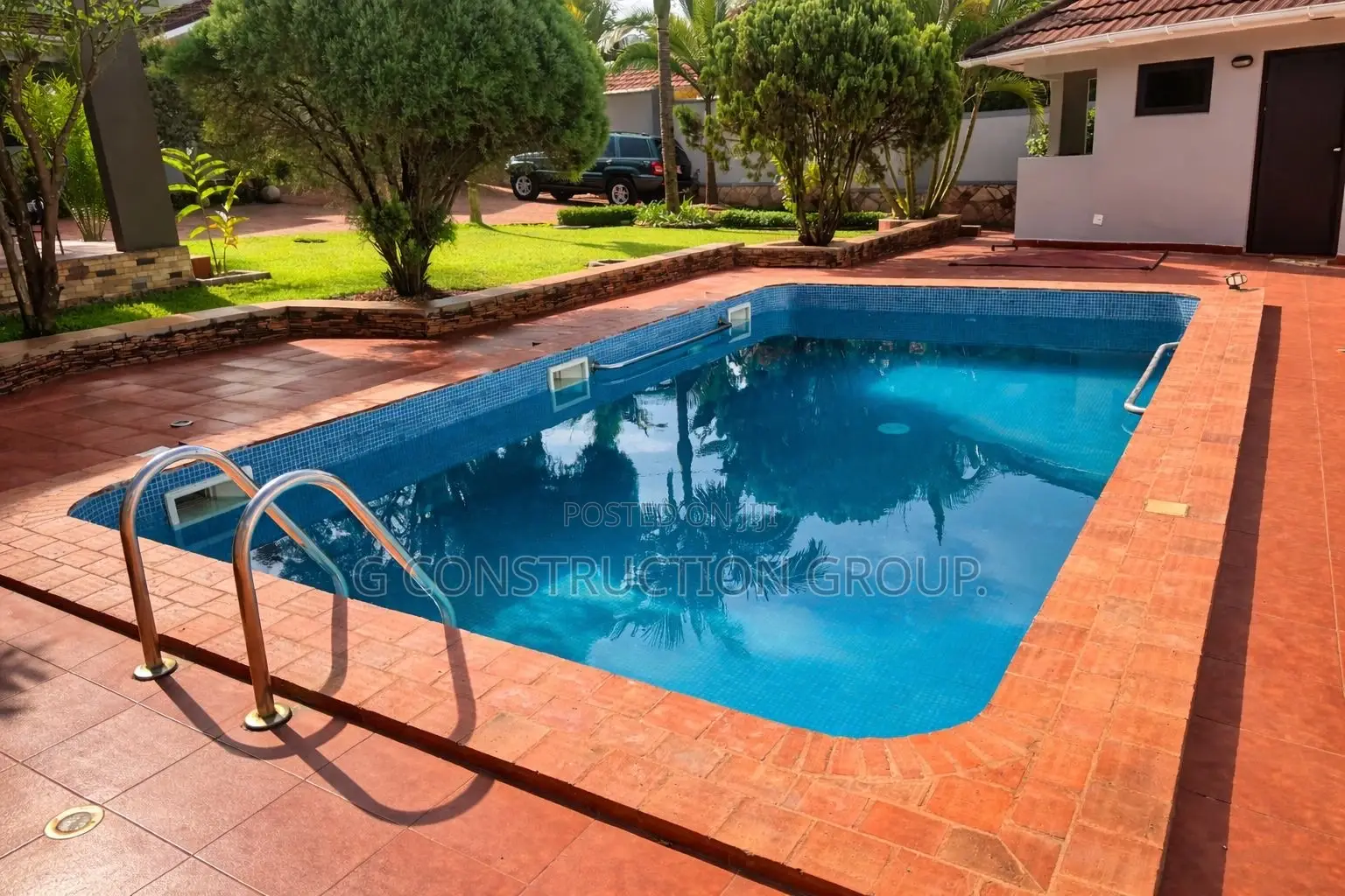 Stand Alone Fully Furnished House With Swimming Pool in Nakawa