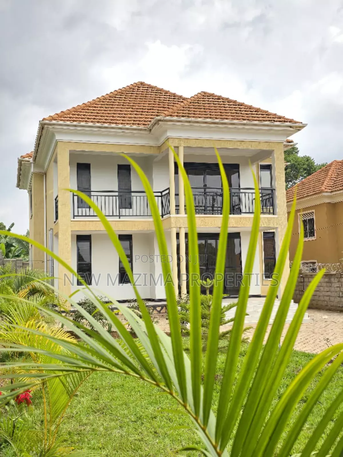 Mini Flat in Kitende Ntebe Rd, Central Division for sale in Central Division