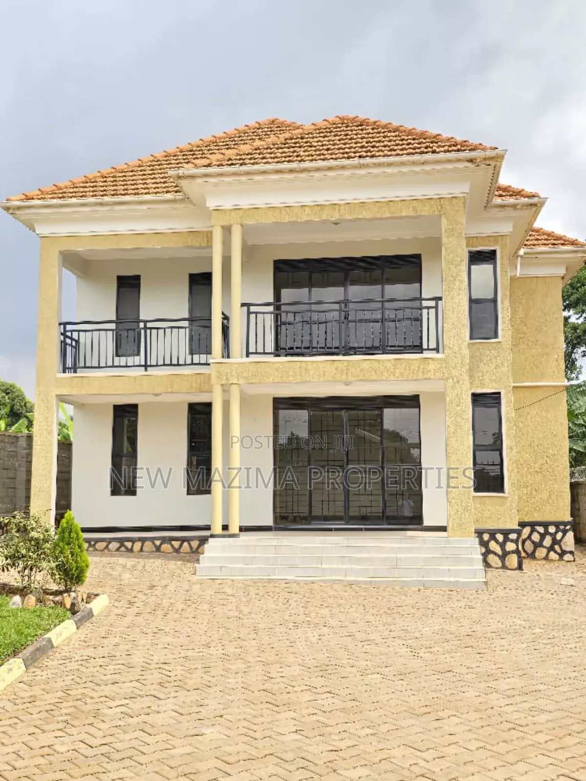 Mini Flat in Kitende Ntebe Rd, Central Division for sale in Central Division