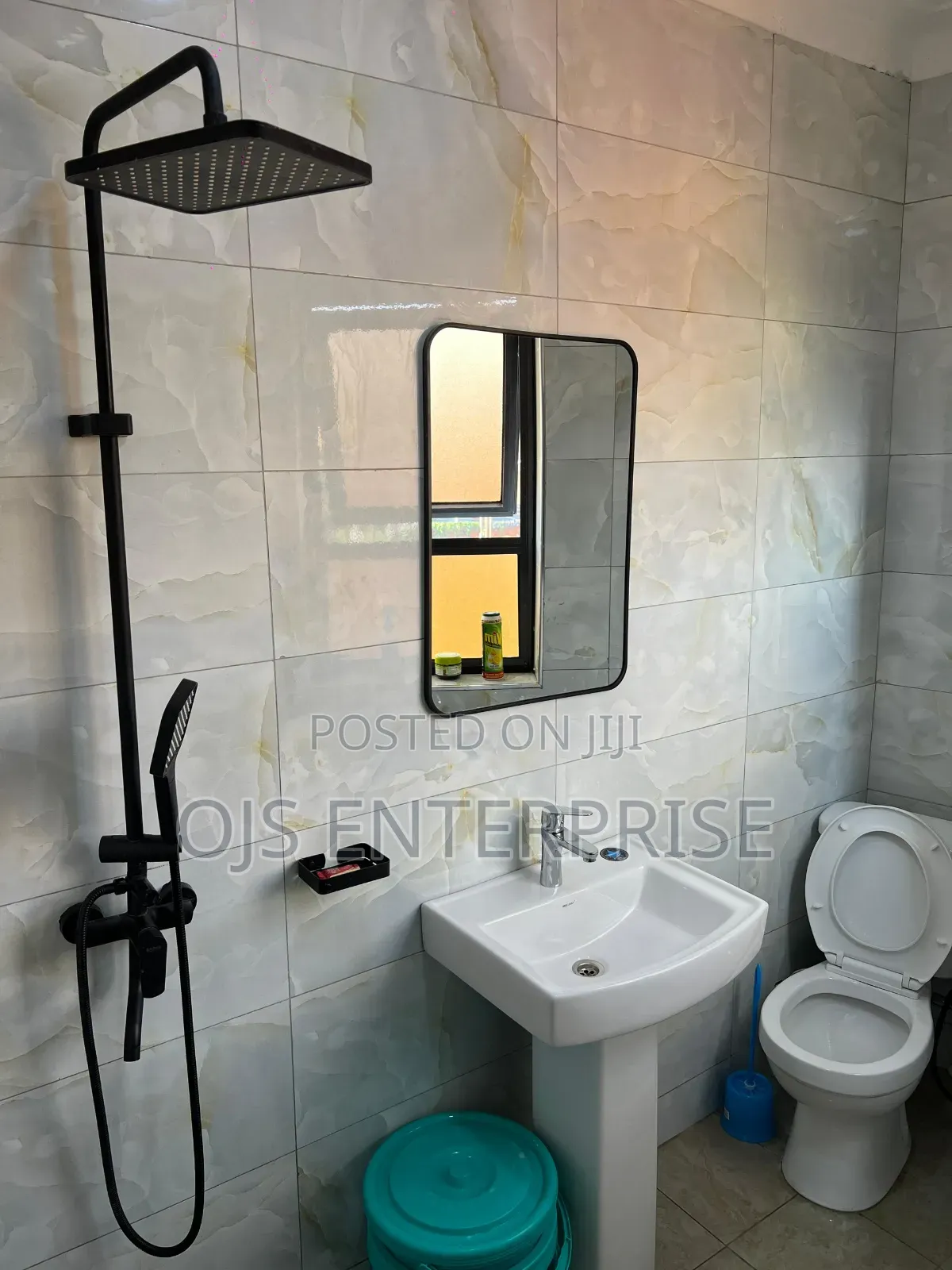 Airbnb Apartment in Kisasi in Central Division