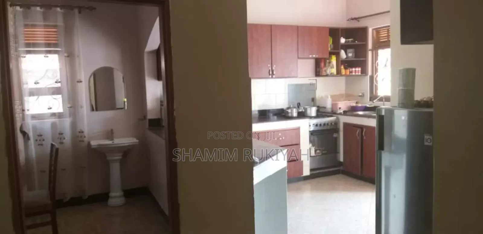 Furnished 4bdrm Bungalow in Royale Estate, Busukuma for sale in Busukuma