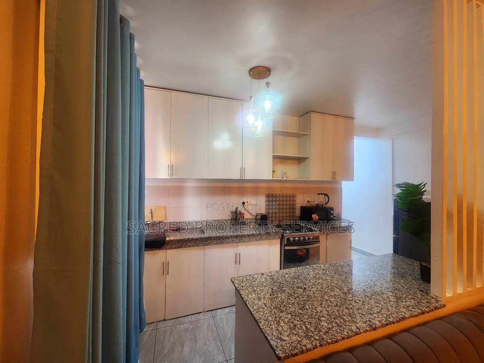 Newly Built Fullyfurnished Apartment in Naalya in Kira