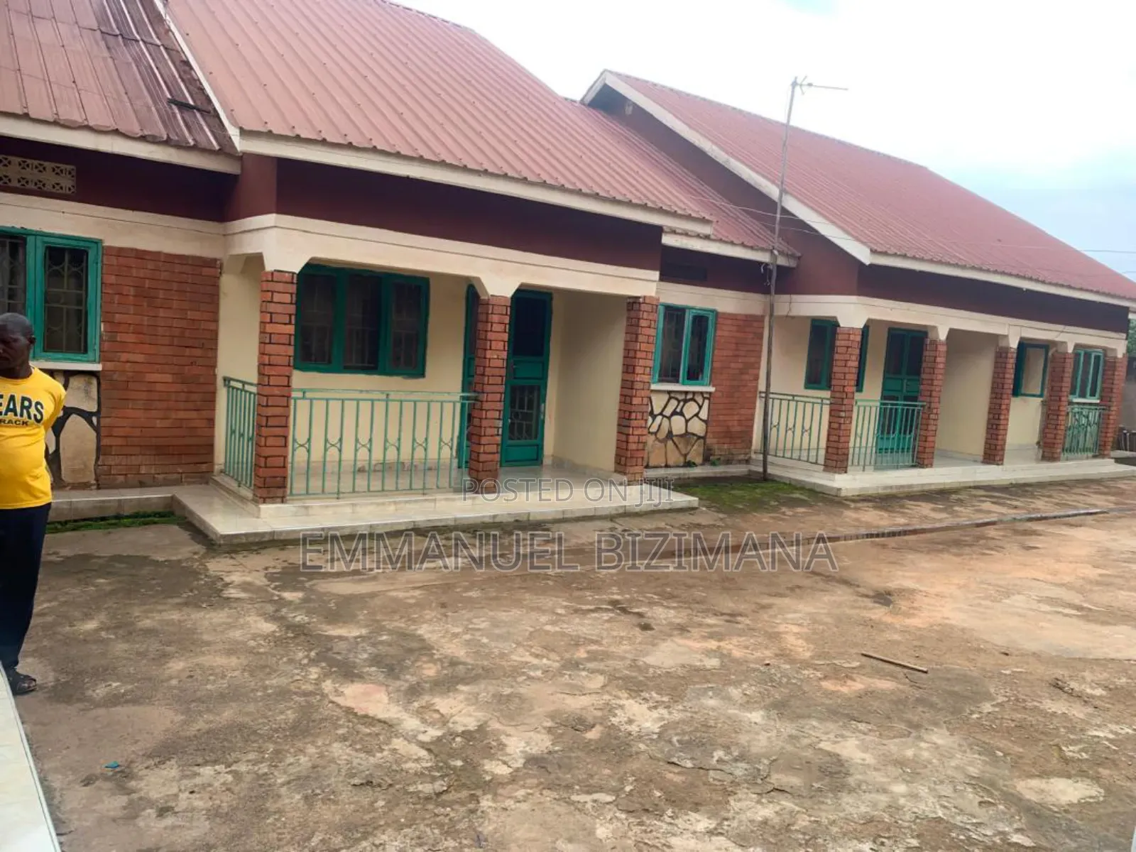 Furnished 2bdrm Room & Parlour in Mperwerwe, Central Division for sale in Central Division