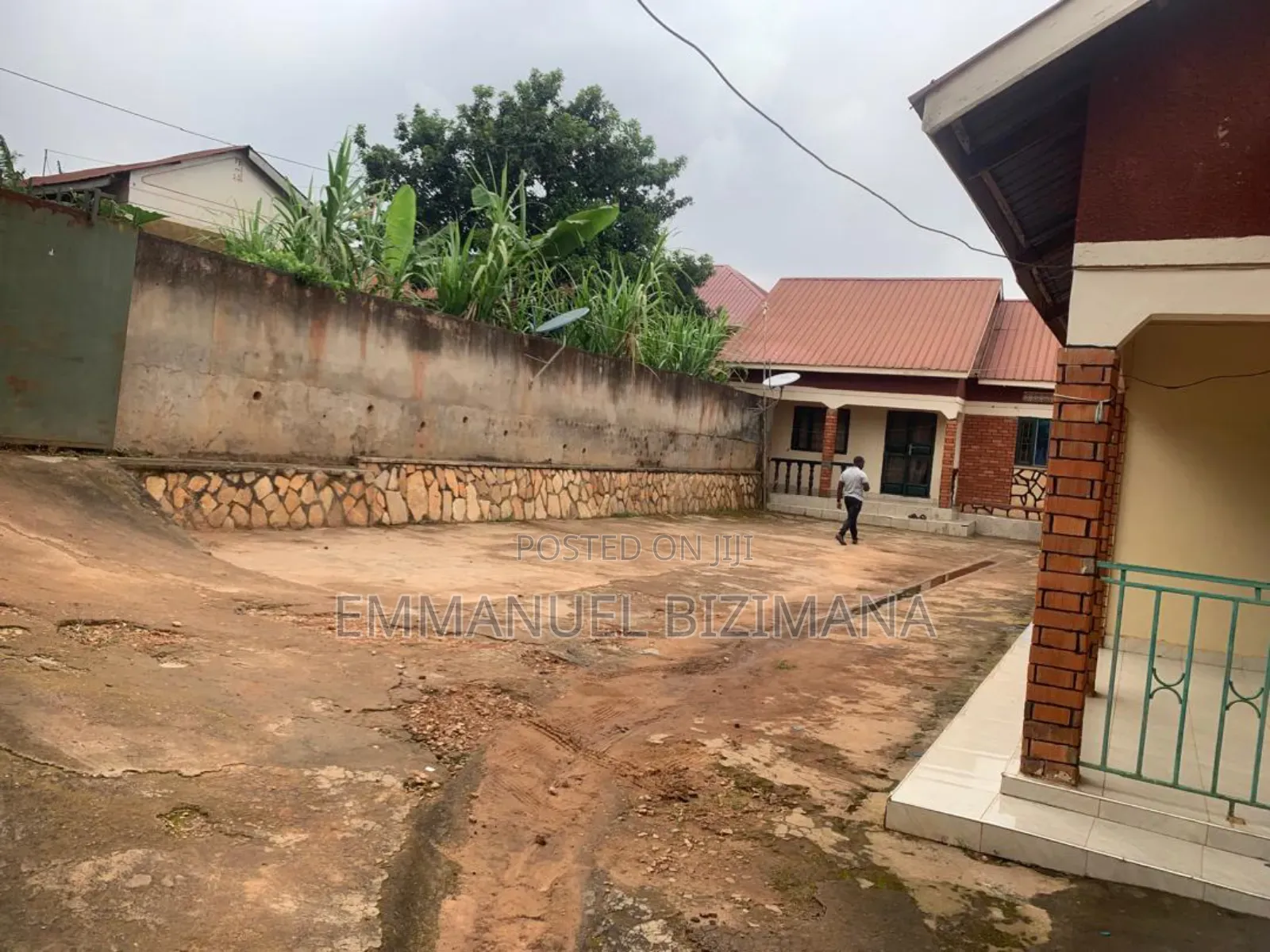 Furnished 2bdrm Room & Parlour in Mperwerwe, Central Division for sale in Central Division