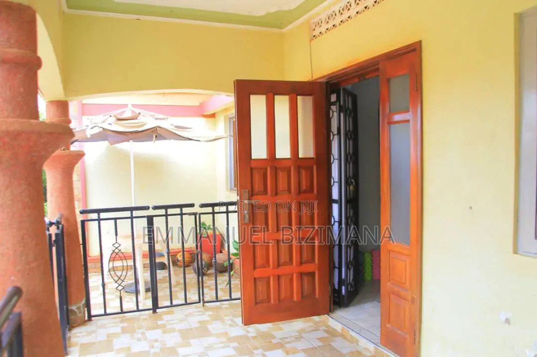 Furnished 4bdrm Bungalow in Kira, Central Division for sale in Central Division