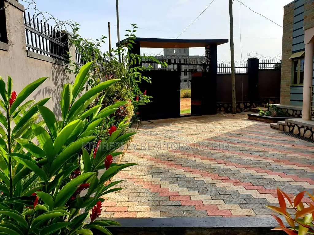 3bdrm House in Mukono TC for sale in Mukono TC