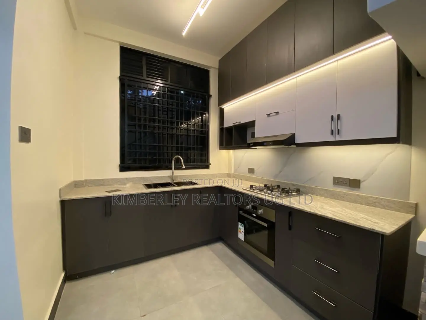 4bdrm Condo in Mukono TC for sale in Mukono TC