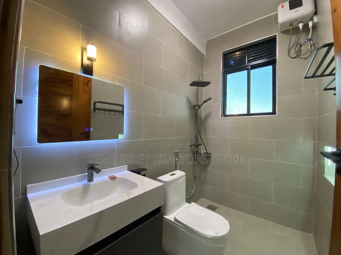 4bdrm Condo in Mukono TC for sale in Mukono TC