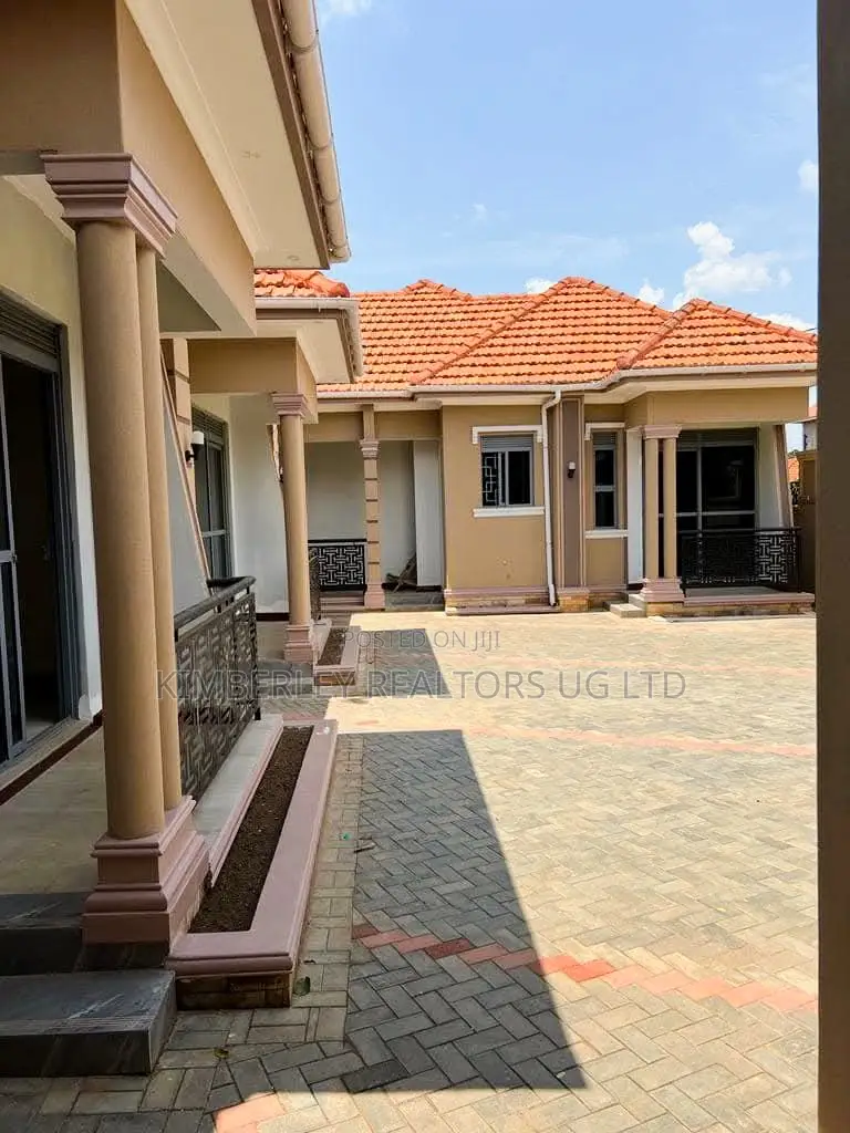3bdrm Duplex in Goma for sale in Goma