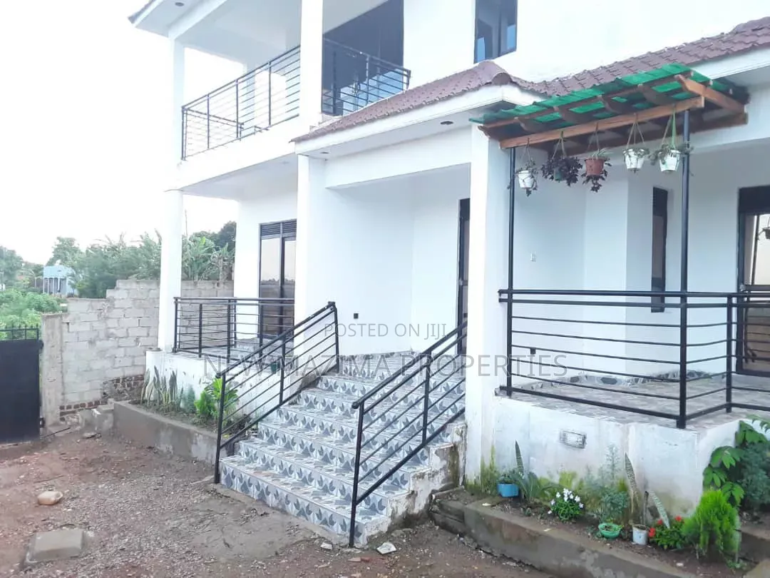 Mini Flat in Kitende Kitovu Mazzi, Central Division for sale in Central Division