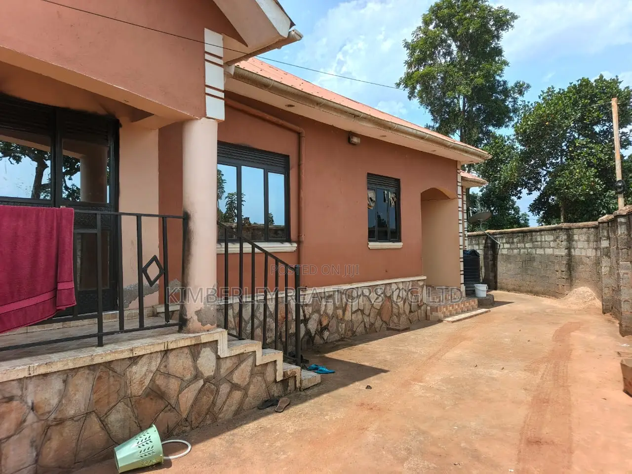 3bdrm Duplex in Seeta-Namuganga for sale in Seeta-Namuganga