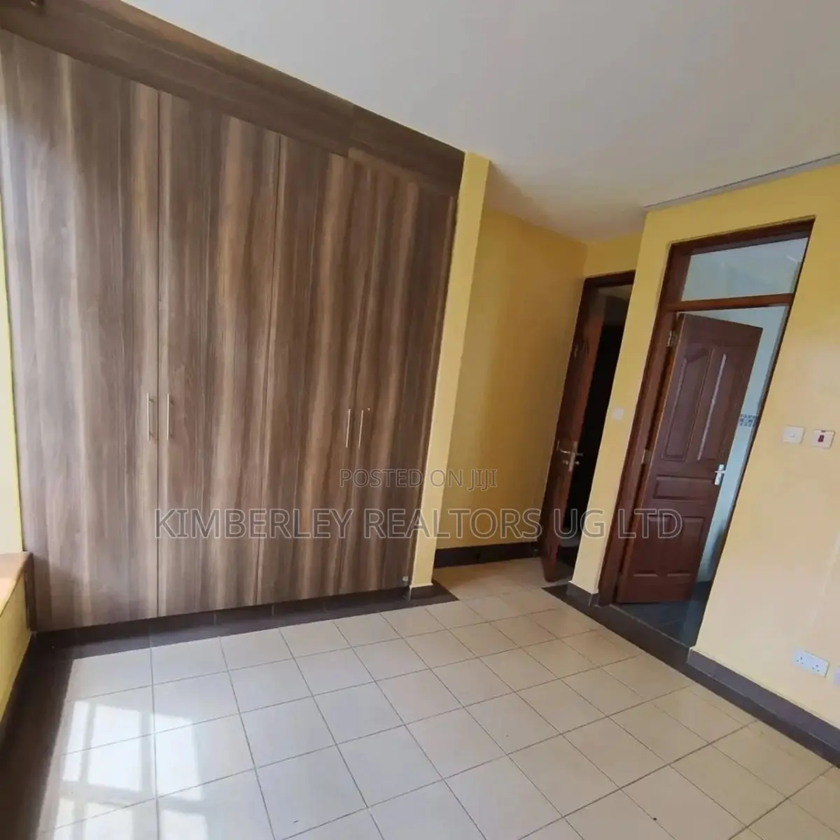 3bdrm Duplex in Division A for sale in Division A