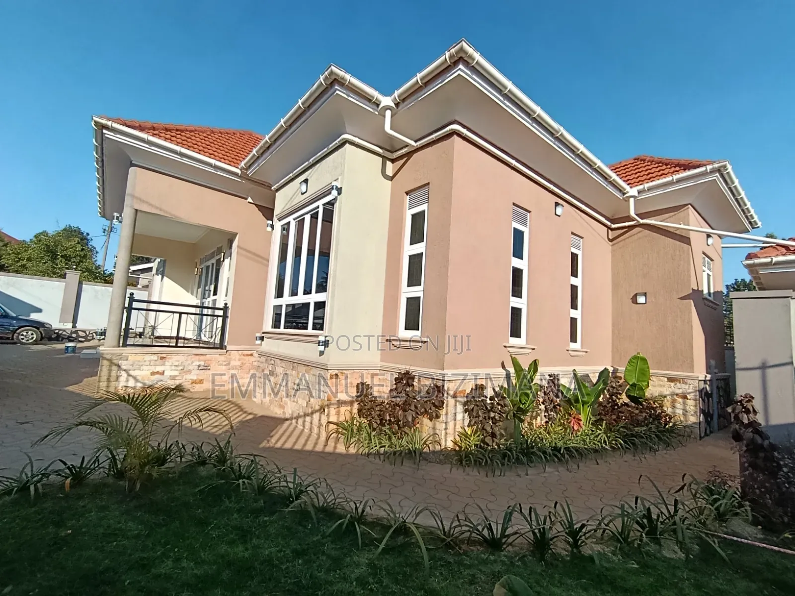 Furnished 4bdrm Bungalow in Entebbe, Central Division for sale in Central Division
