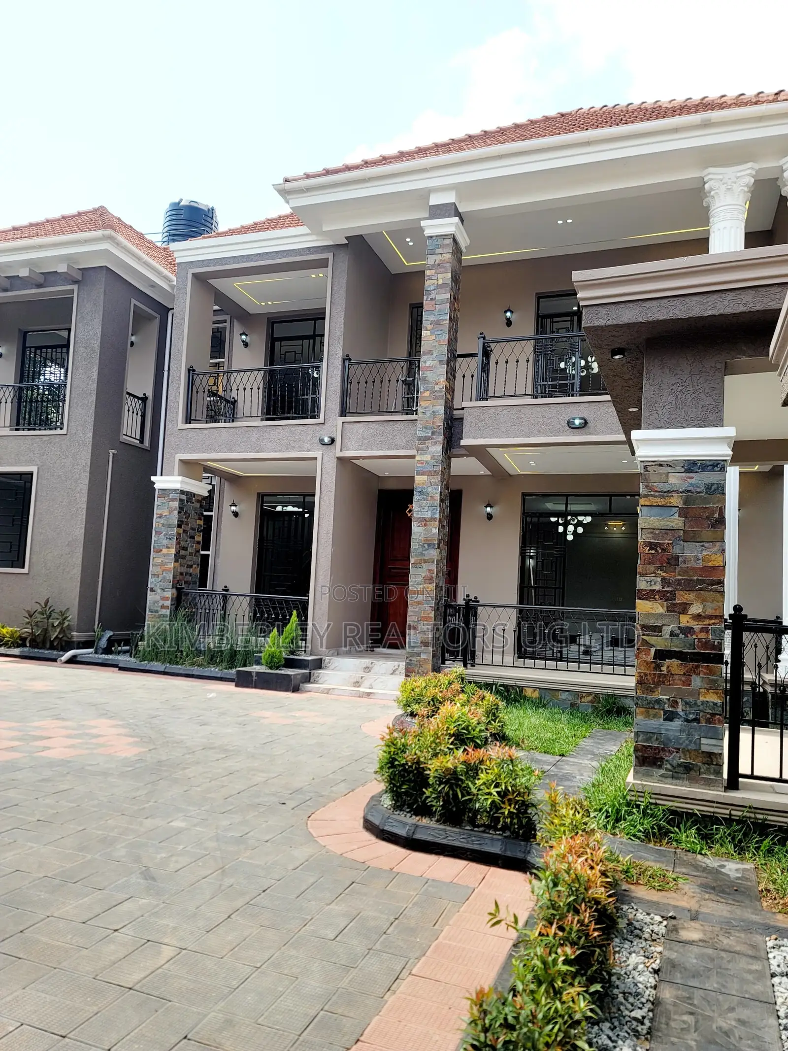 8bdrm Mansion in Division A for sale in Division A