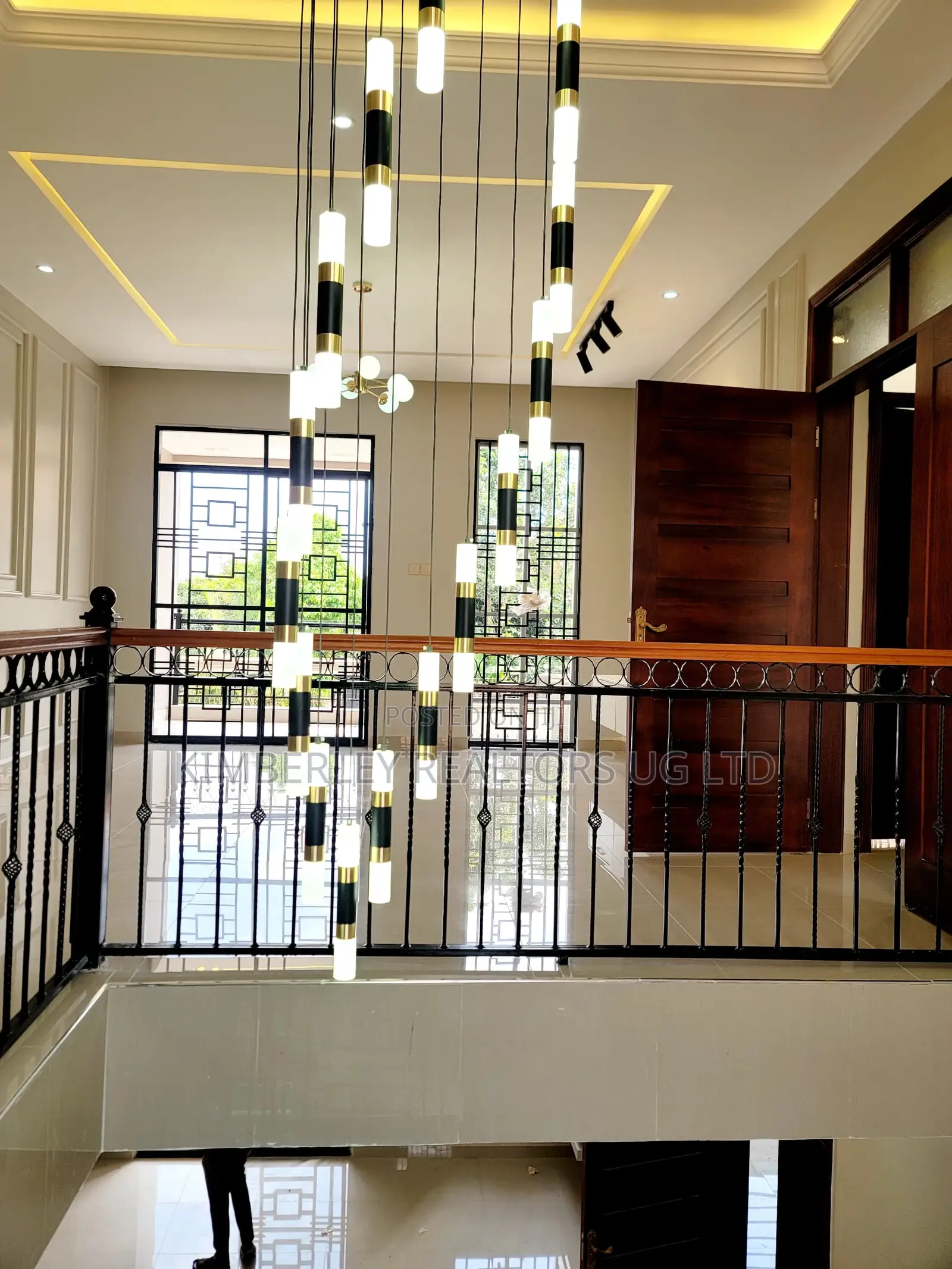 8bdrm Mansion in Division A for sale in Division A