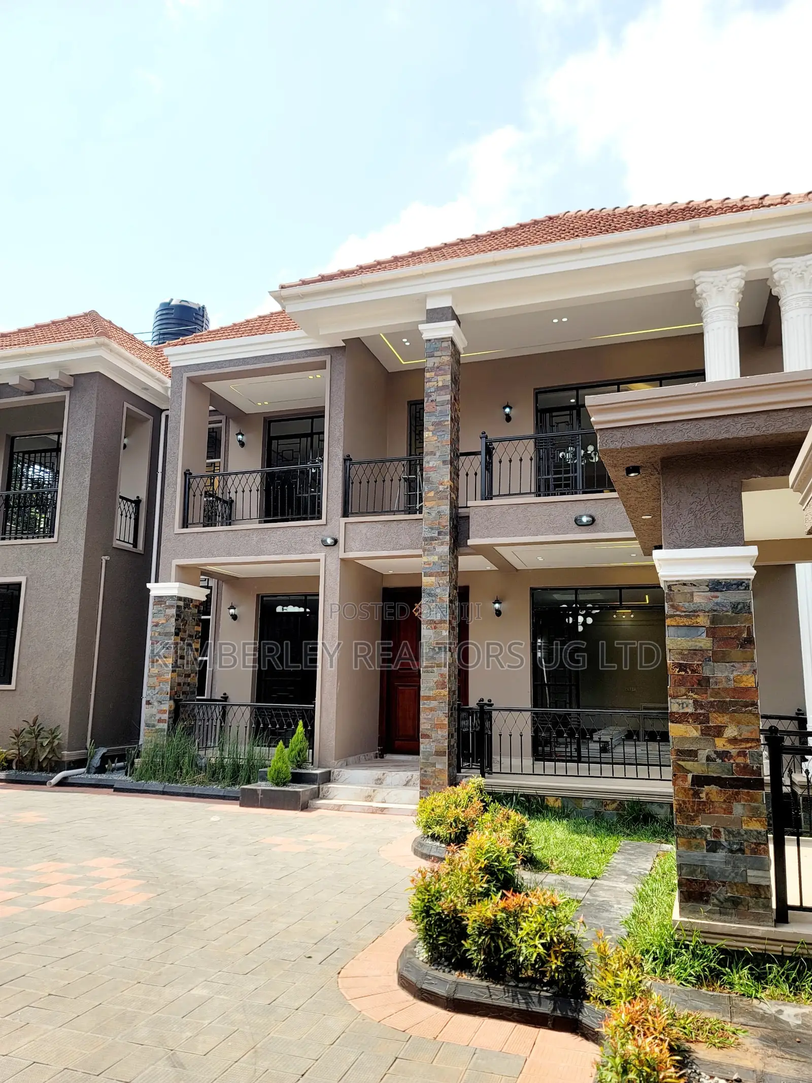 8bdrm Mansion in Division A for sale in Division A