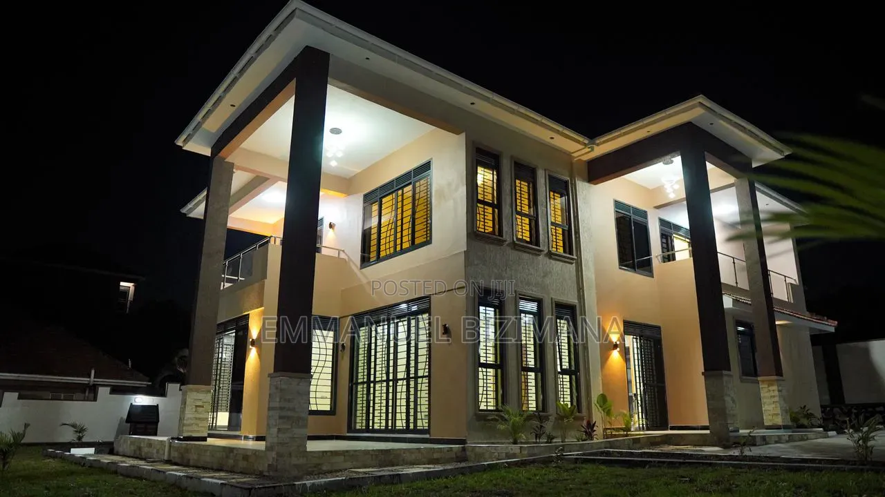 Furnished 6bdrm House in Kyanja, Central Division for sale in Central Division