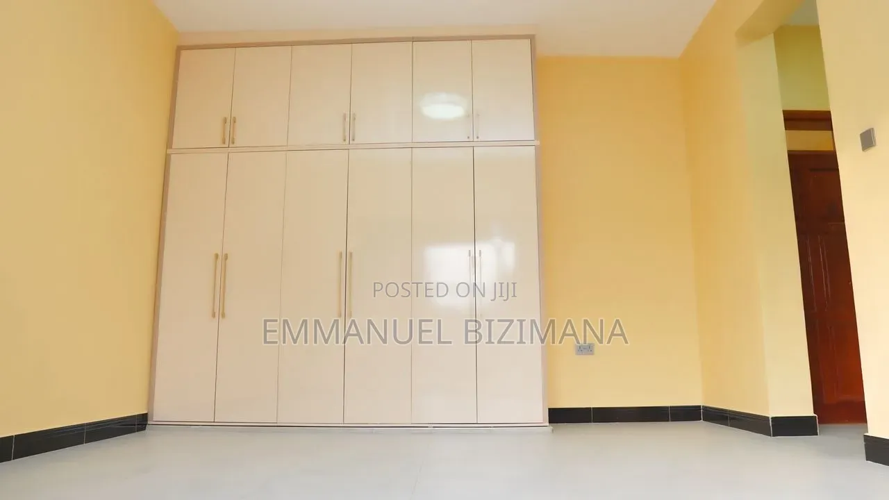 Furnished 6bdrm House in Kyanja, Central Division for sale in Central Division