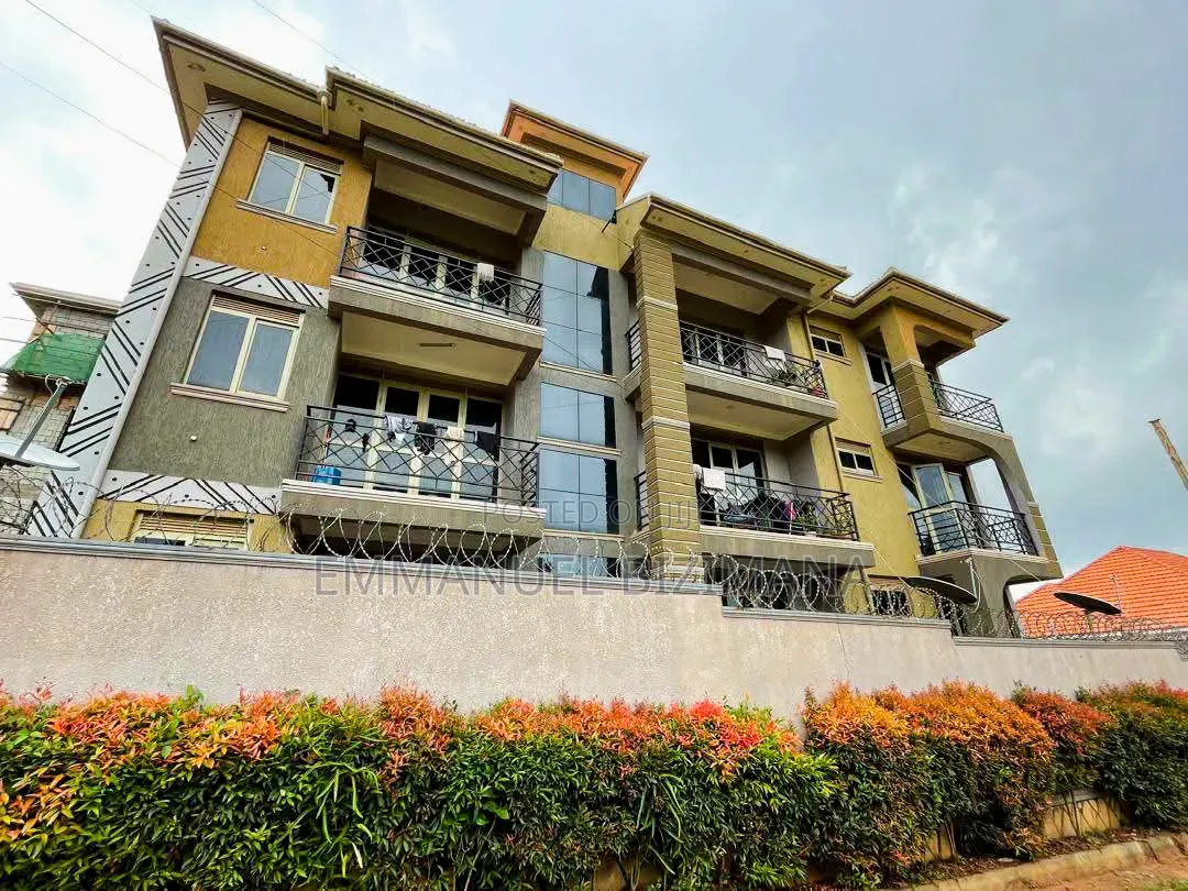 Furnished 2bdrm Block of Flats in Kyaliwajjala, Central Division in Central Division