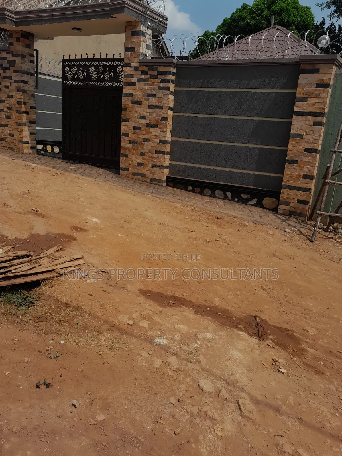Furnished 3bdrm House in Nansana Estate, Nabweru for sale in Nabweru