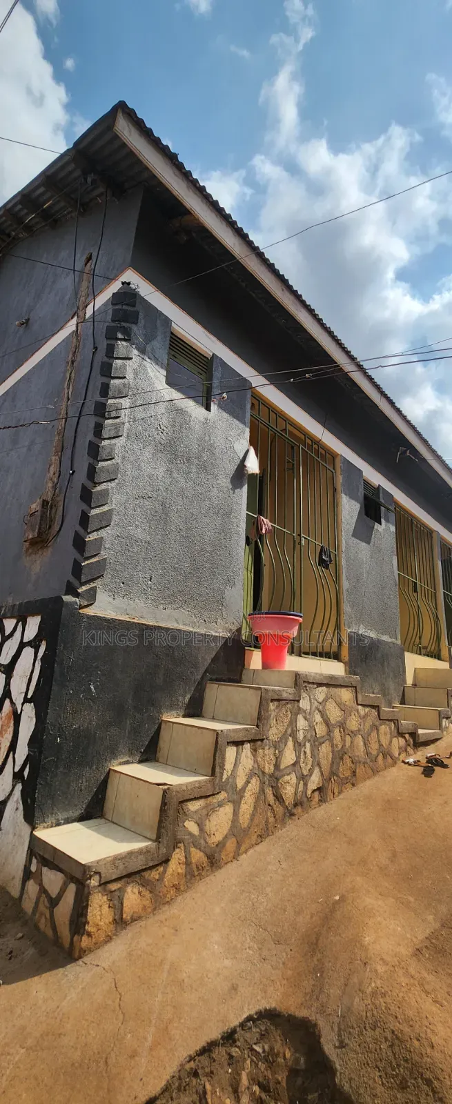 Furnished 3bdrm Penthouse in Kabulengwa Estate, Nabweru for sale in Nabweru