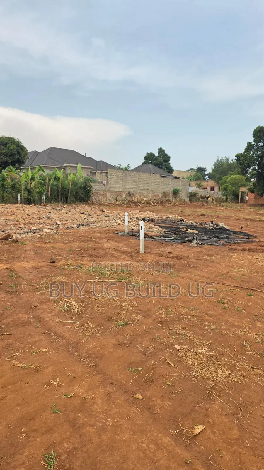 A Beautiful Plots on Sale in Kitende Lumuli Entebbe Road 68m Ugx in Central Division