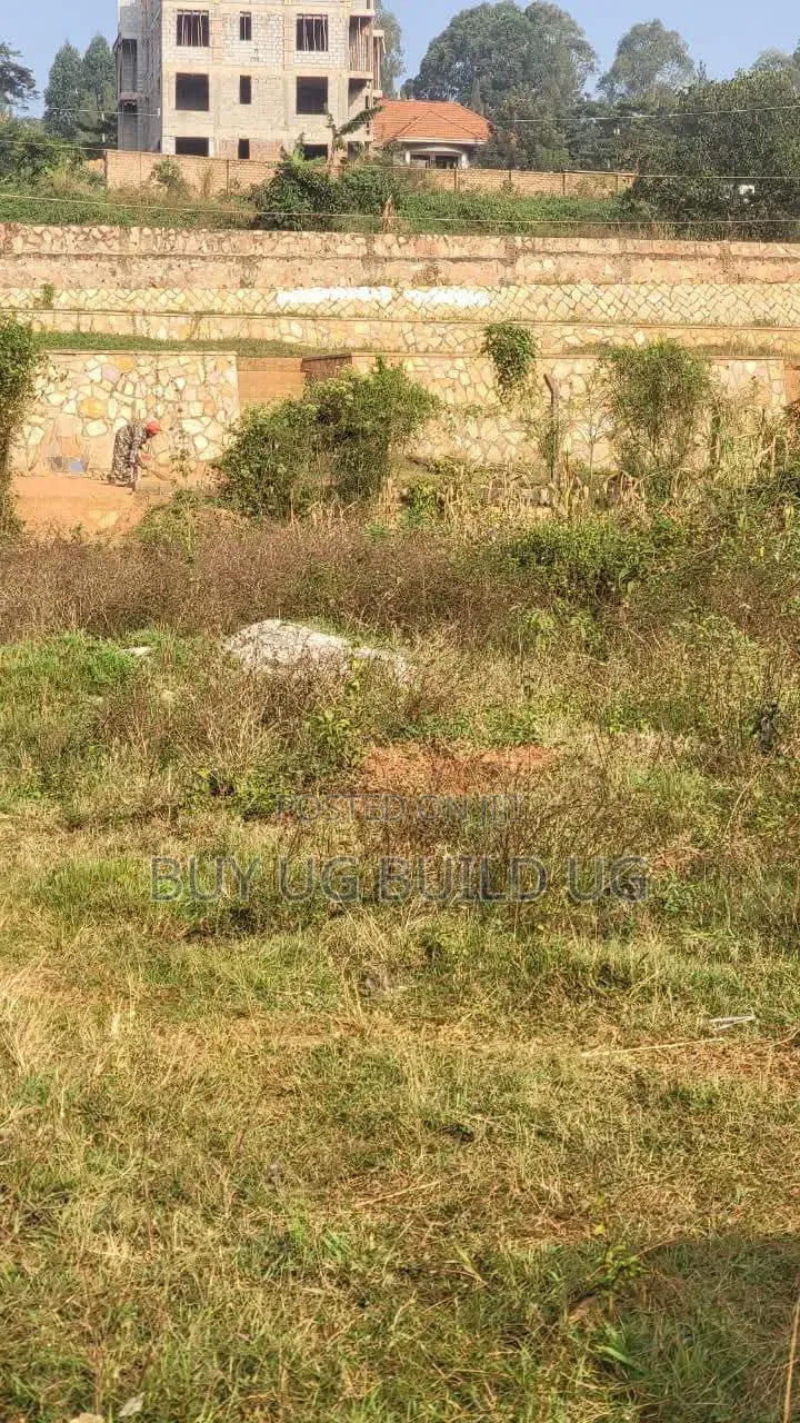 Quick Sale 100ft By100ft for Sale in Seguku Katale Entebe Road at 145m in Central Division