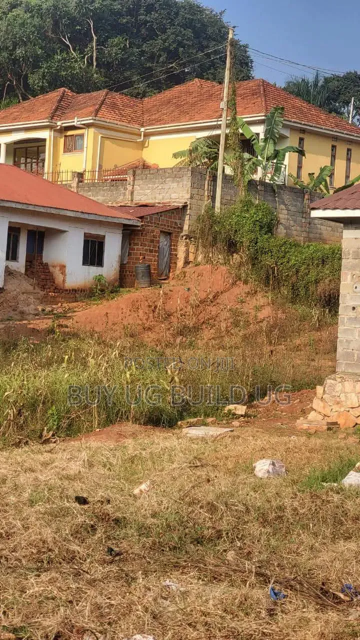 Quick Sale 100ft By100ft for Sale in Seguku Katale Entebe Road at 145m in Central Division