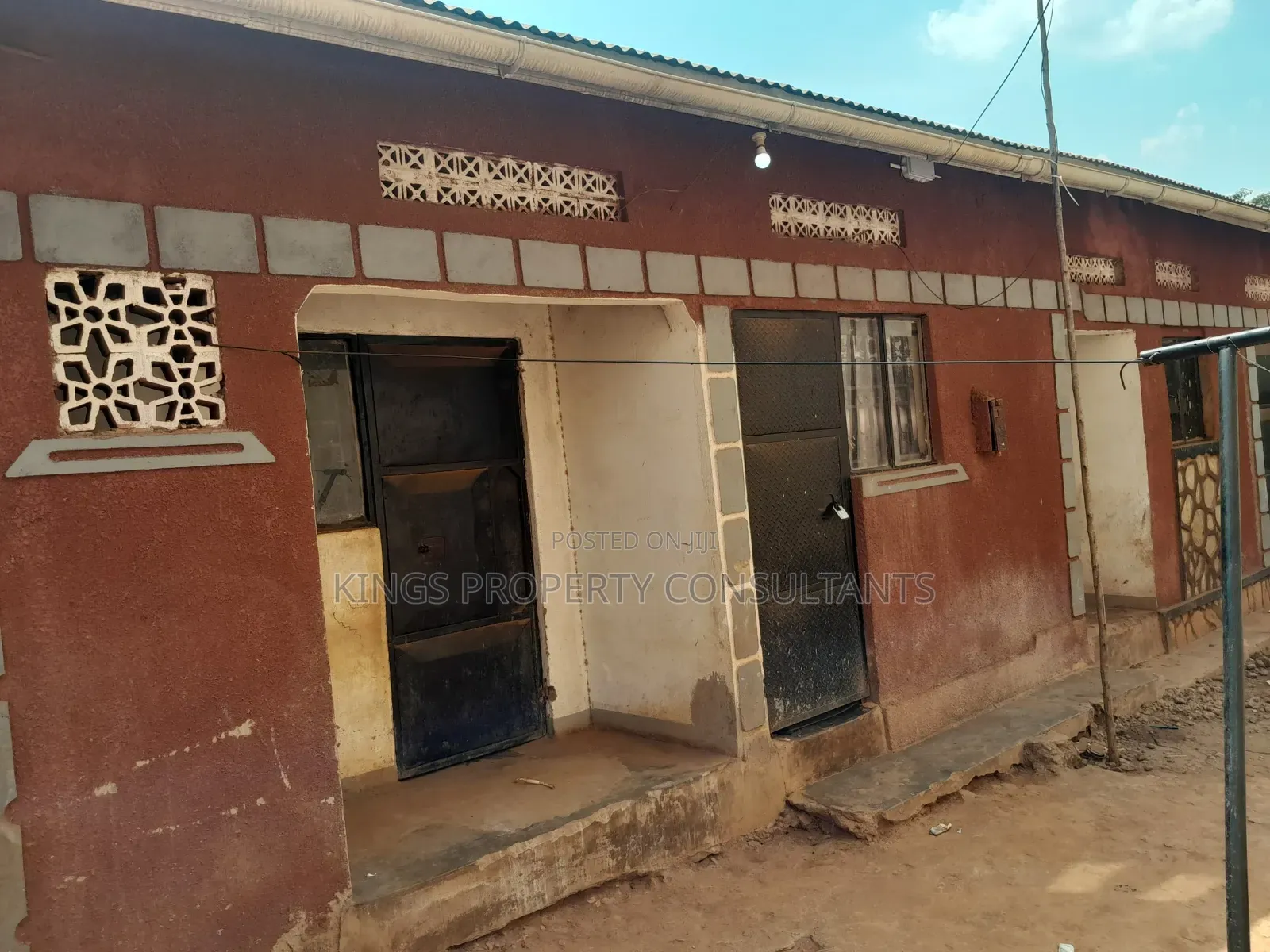 Furnished 4bdrm Room & Parlour in Kyebando Estate, Nabweru for sale in Nabweru