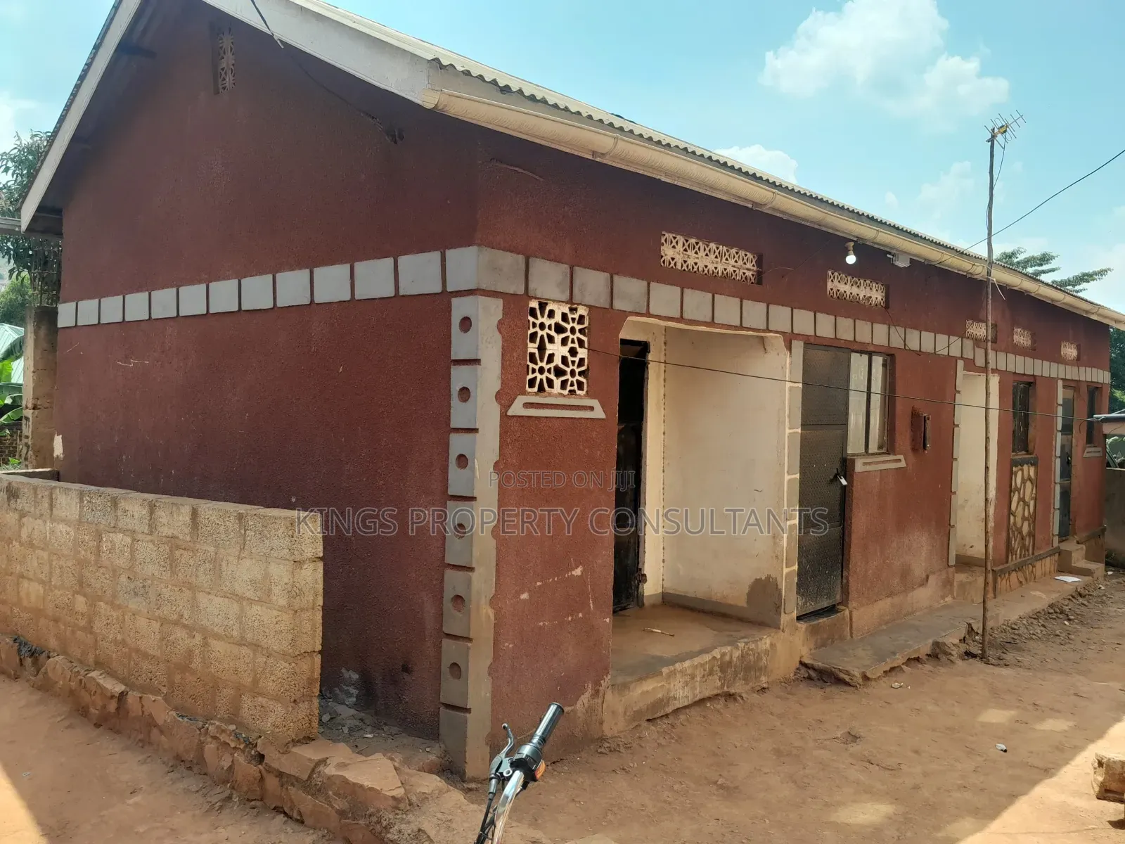 Furnished 4bdrm Room & Parlour in Kyebando Estate, Nabweru for sale in Nabweru