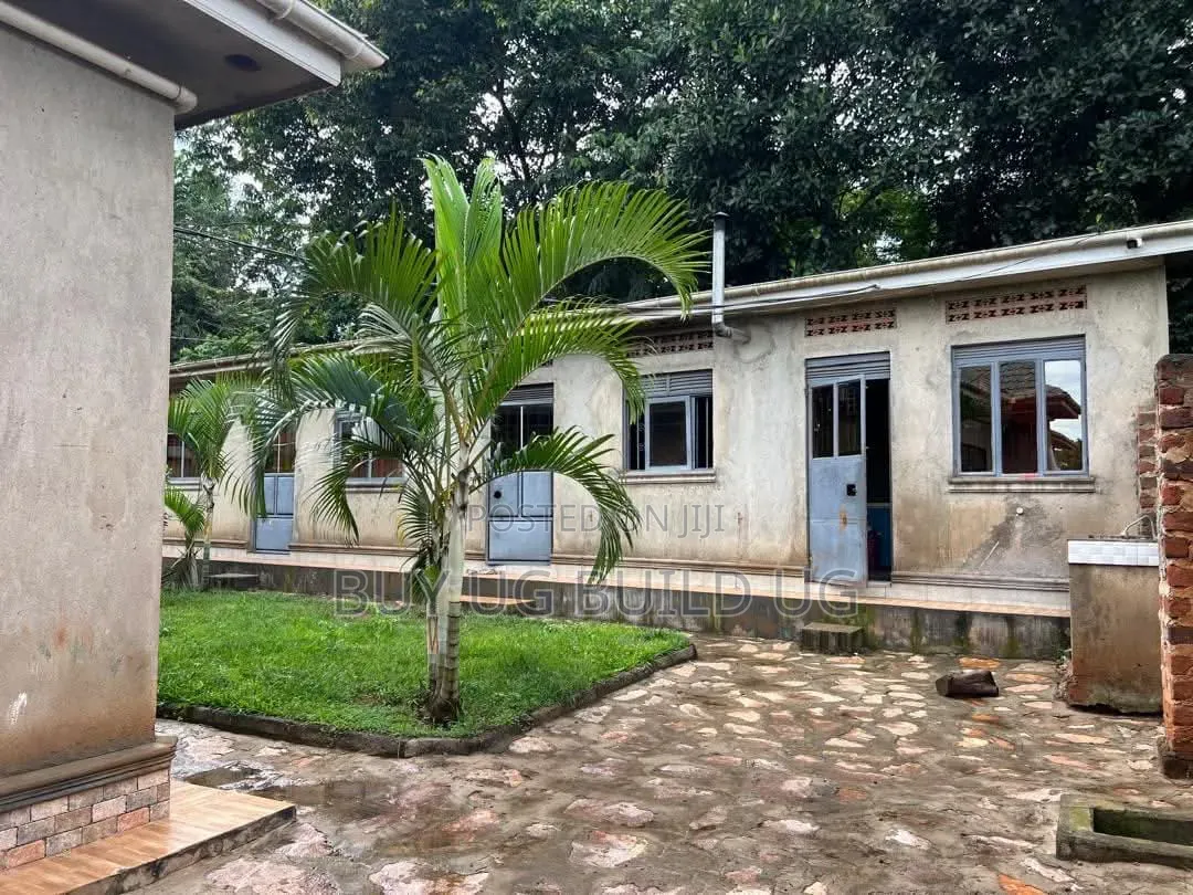 5bdrm Bungalow in Mukono Nsambye for sale in Mukono TC