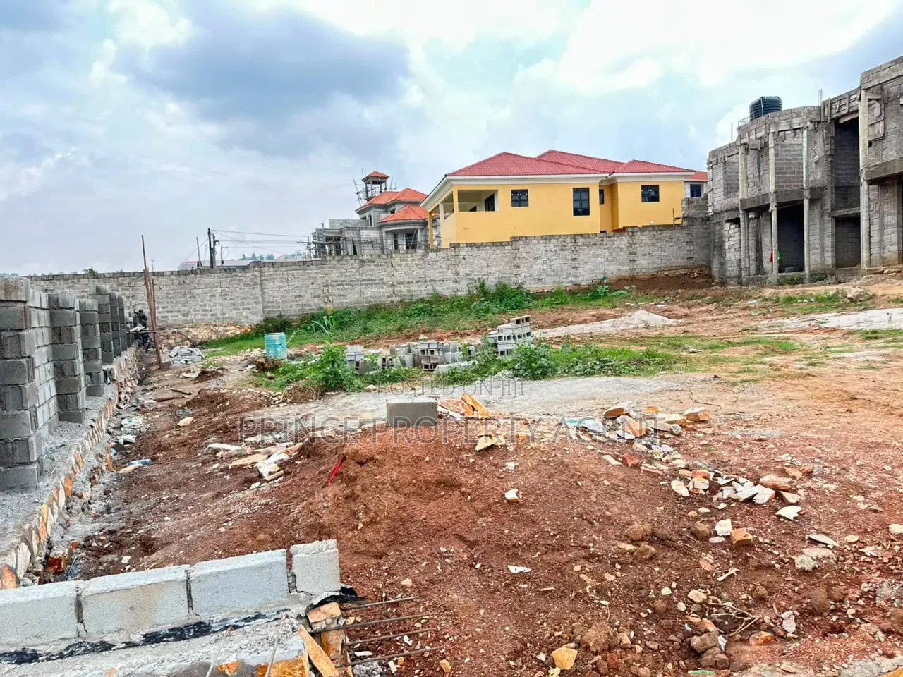 Kira Shimon Estate in Central Division