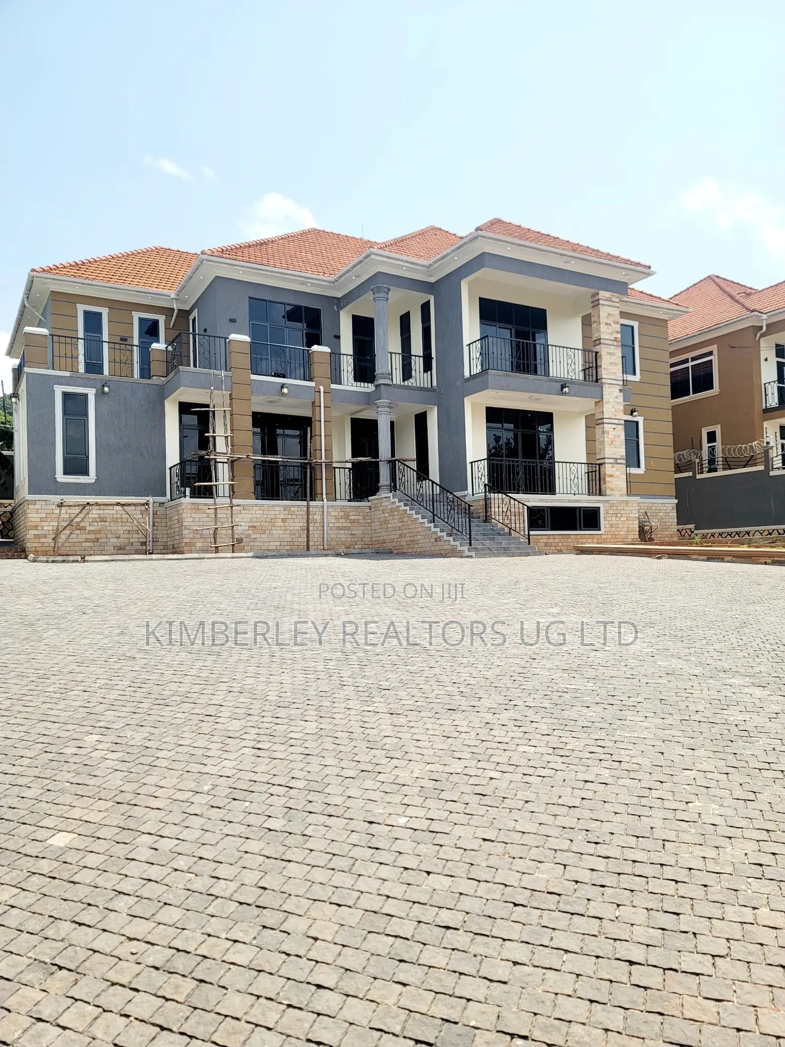 7bdrm Mansion in Division A for sale in Division A