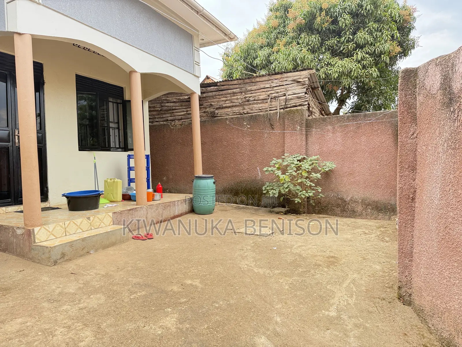 Furnished 2bdrm House in Buddo, Wakiso / Wakiso for sale in Wakiso / Wakiso