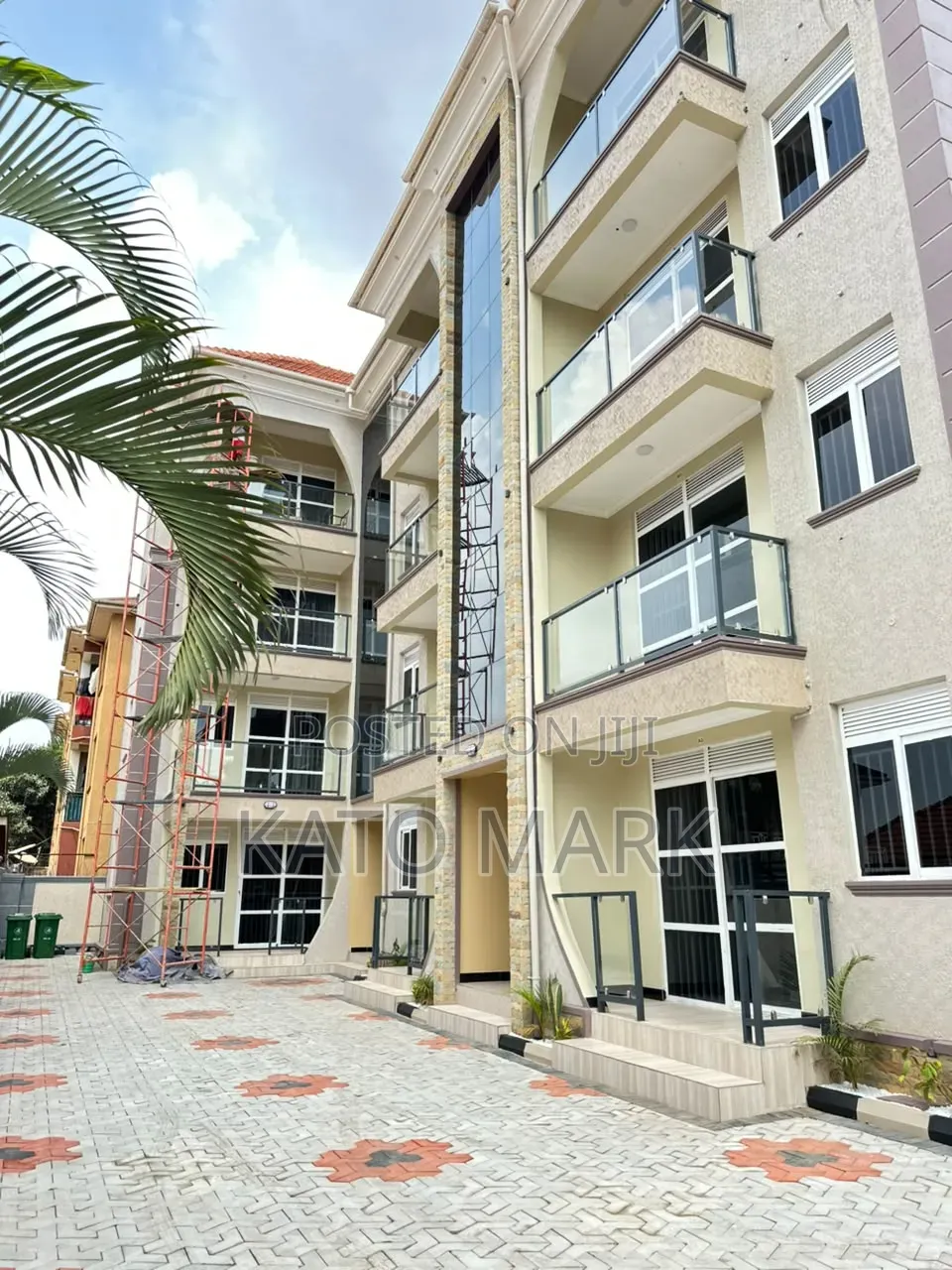 Furnished 2bdrm Apartment in Kyaliwajala-Kira for sale in Kira