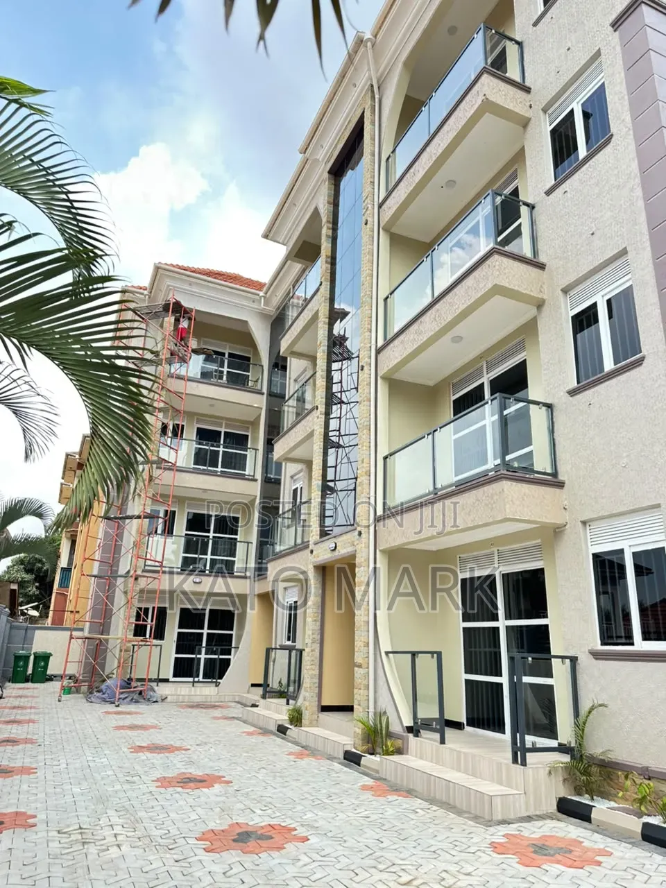 Furnished 2bdrm Apartment in Kyaliwajala-Kira for sale in Kira