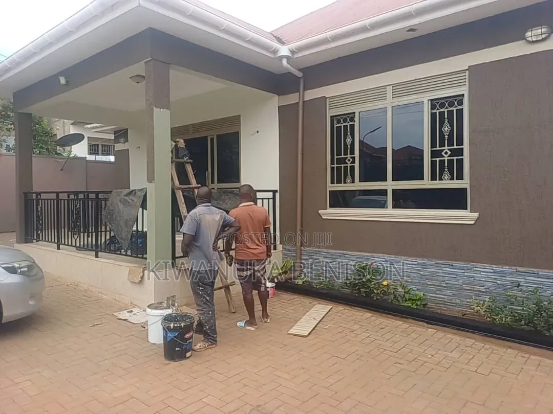 Furnished 3bdrm Bungalow in Kitende, Central Division for sale in Central Division