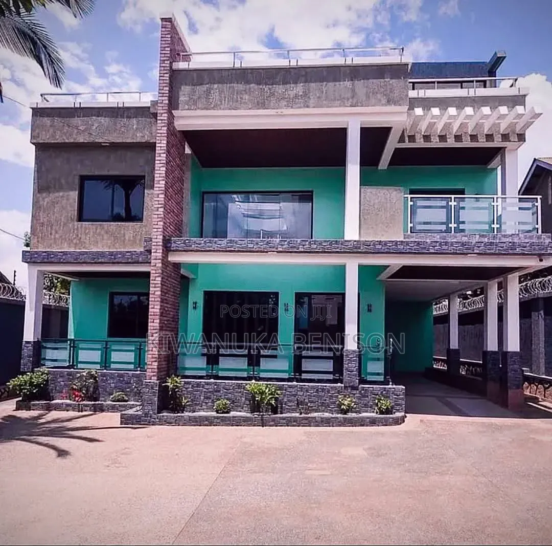 Furnished 6bdrm Mansion in Namugongo, Central Division for sale in Central Division