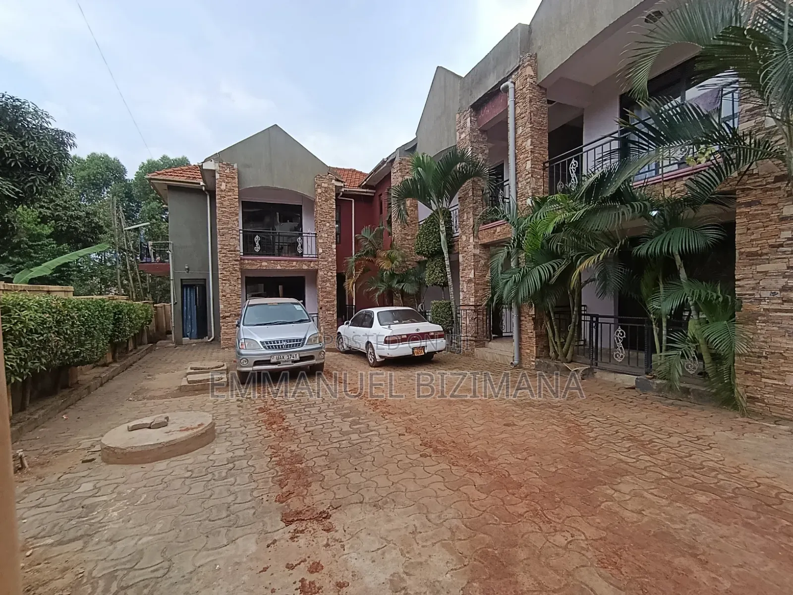 Furnished 2bdrm Apartment in Kira, Central Division for sale in Central Division