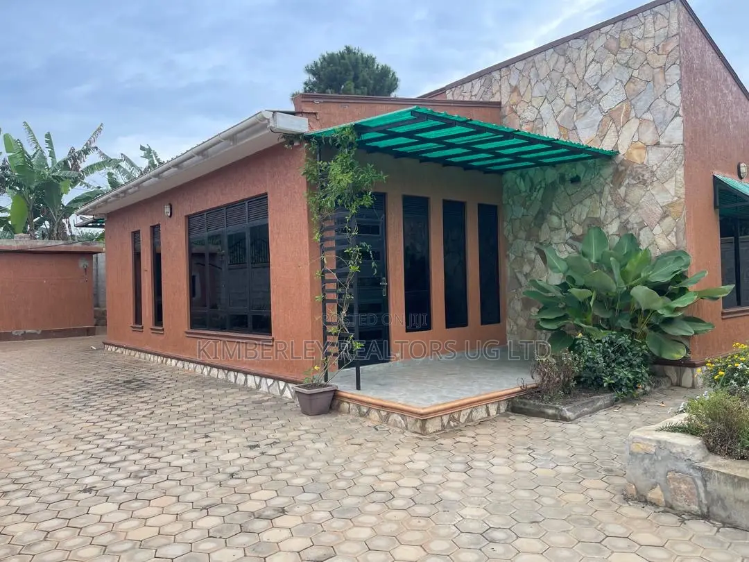 3bdrm House in Mukono TC for sale in Mukono TC
