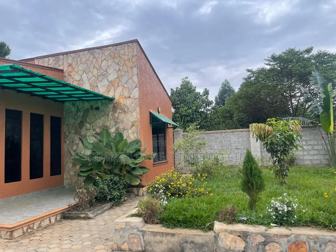 3bdrm House in Mukono TC for sale in Mukono TC