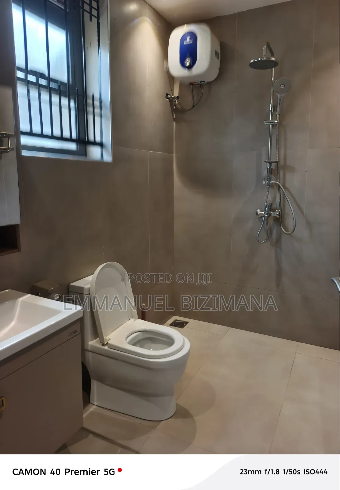 Furnished 5bdrm Bungalow in Kungu, Central Division for sale in Central Division