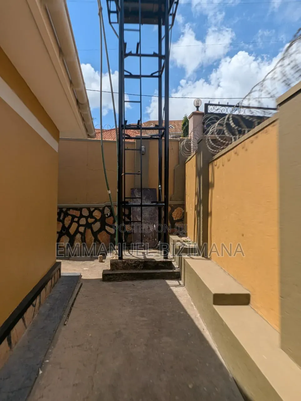 Furnished 3bdrm Bungalow in Kira, Central Division for sale in Central Division