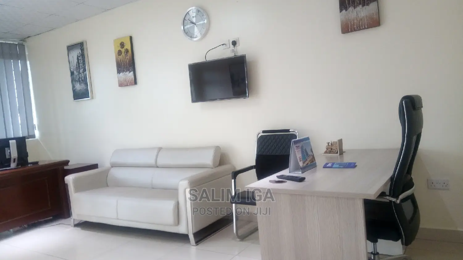 Spacious Furnished Office in Central Division