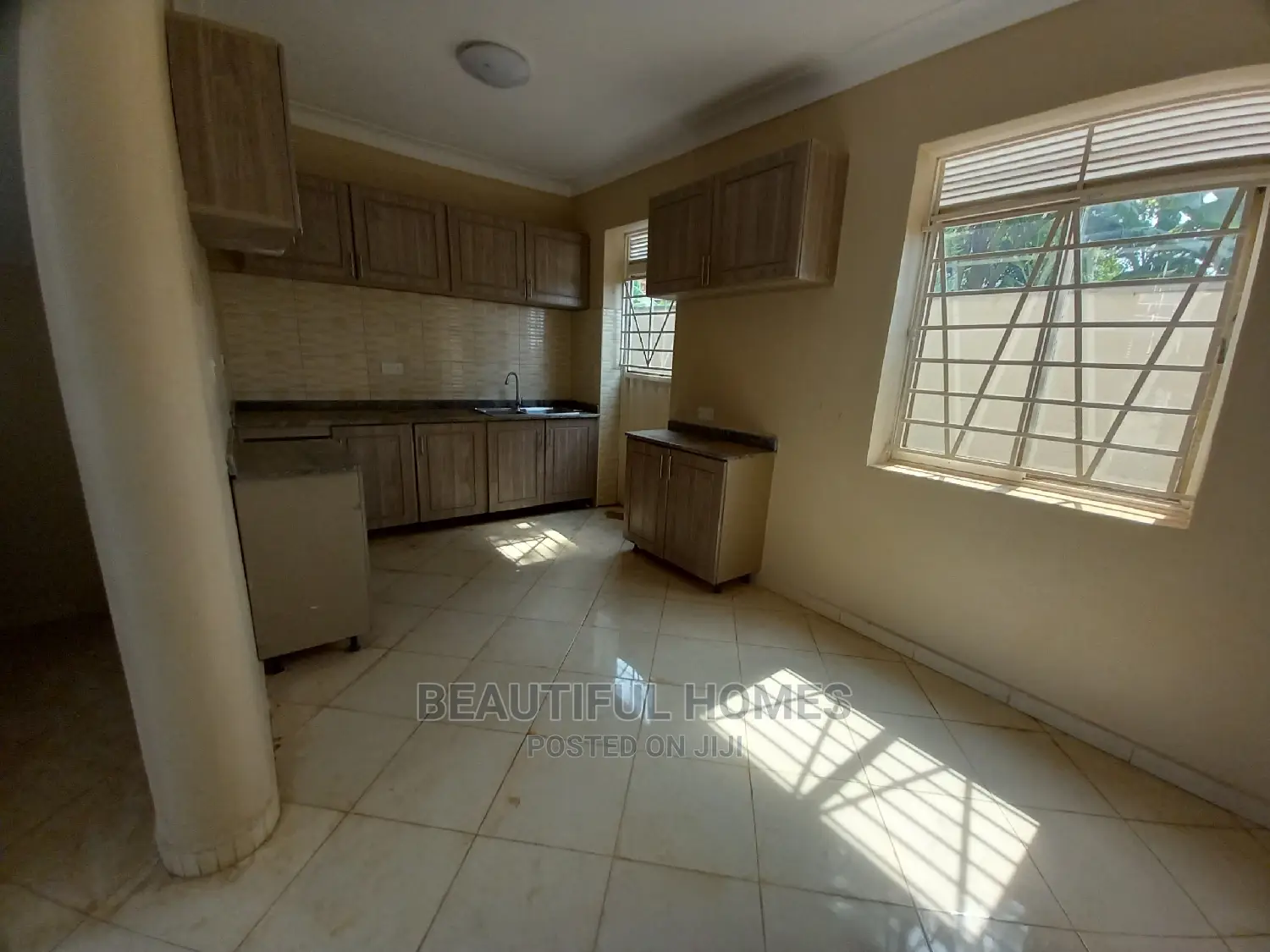 Furnished 4bdrm Duplex in Tarmacked Area, Kira for Sale in Kira